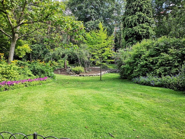 Home improvement garden